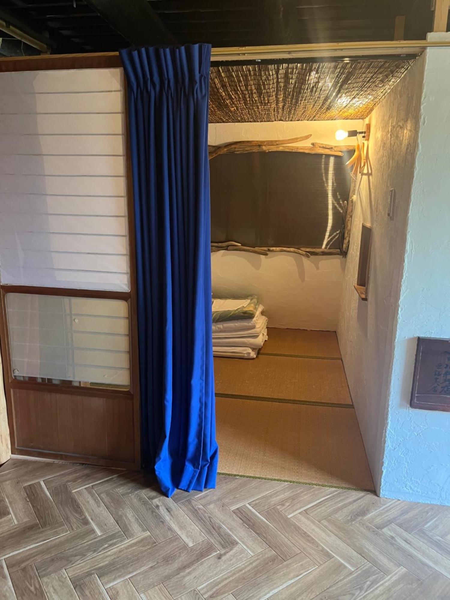 Guesthouse Kazura Nanto Buitenkant foto