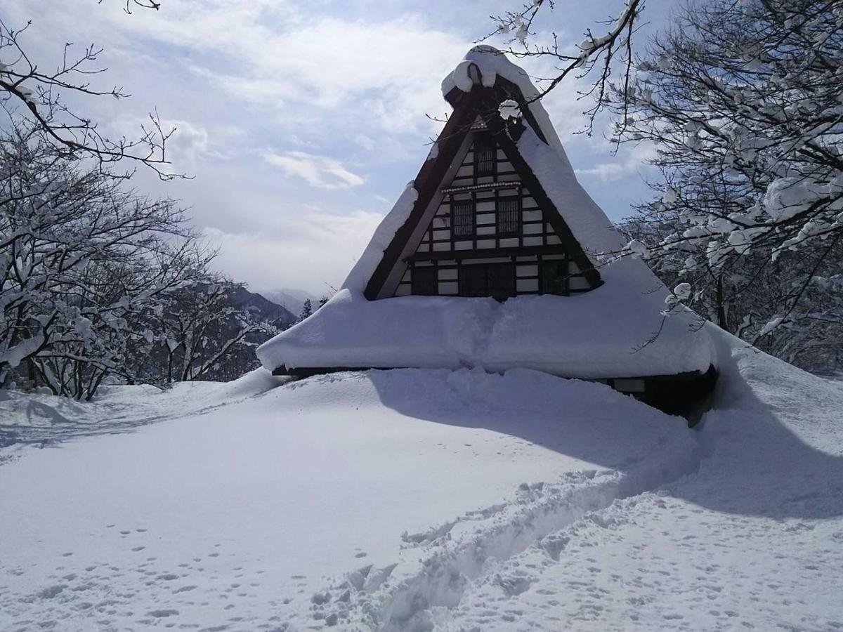 Guesthouse Kazura Nanto Buitenkant foto
